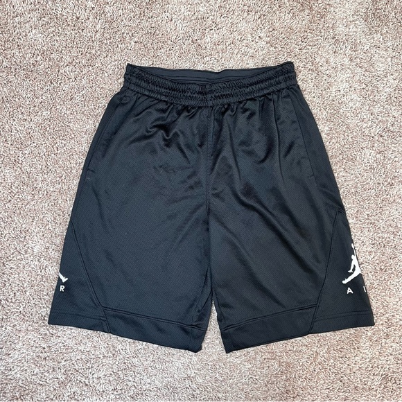 Jordan Standard Fit Basketball Shorts - Picture 1 of 9